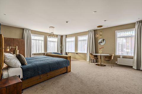 Suite avec spa privé dans un bâtiment historique - 3