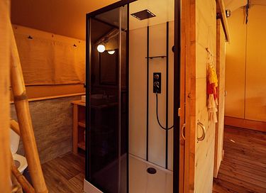 Luxuriöses Glampingzelt (7 Pers.) mit Whirlpool - 9