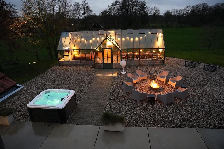 Luxe vakantievilla (12p) met glashuis - 1