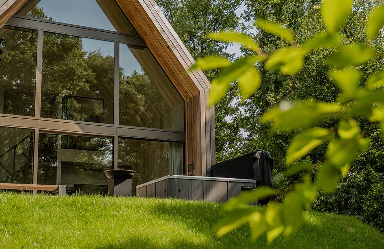 Moderne en duurzame lodge (4p) met jacuzzi - 1