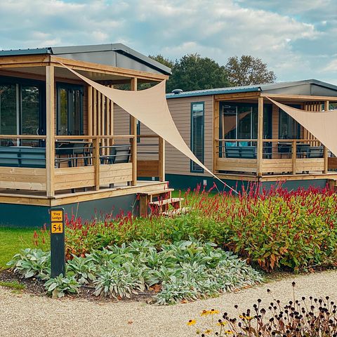 4x Tiny lodge voor in totaal 16 personen - 3