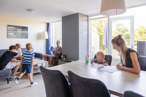 Geschakelde gezinsbungalow nabij Buren - 5
