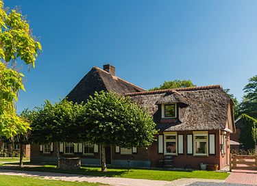 Ferme de vacances spacieuse dans un beau parc - 3