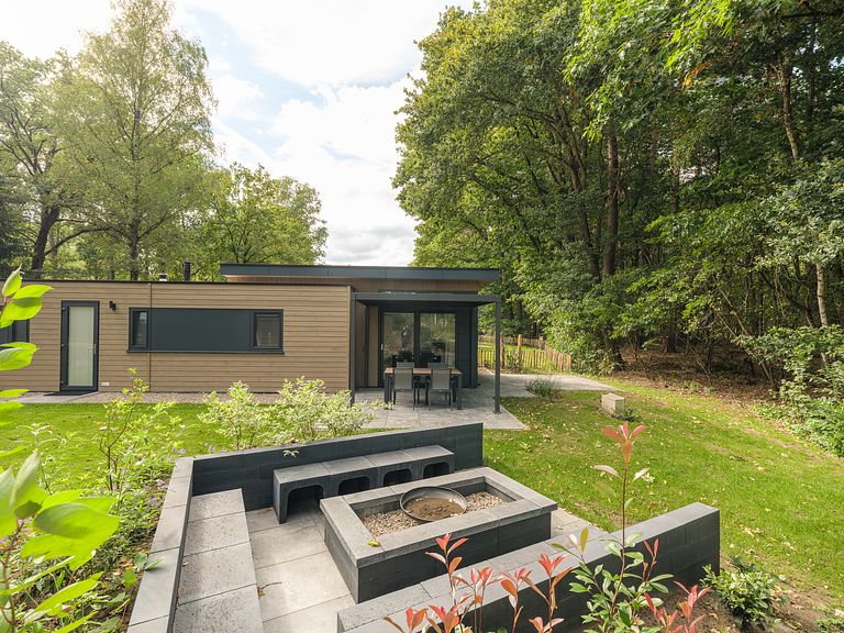 Lodge de luxe, salon et cheminée ext. - 1