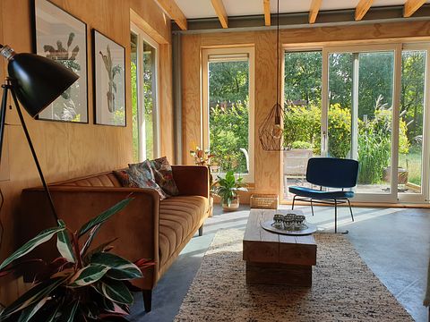 Peace & nature in sleek design vacation home - 2