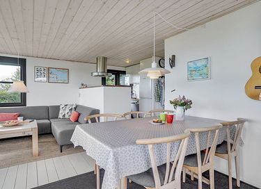 Nice holiday home near the sea - 5
