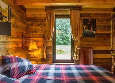 Chalet confortable avec poêle à bois dans les Ardennes - 12