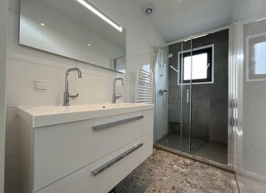 Comfortable holiday home for water sports enthusiasts - 13