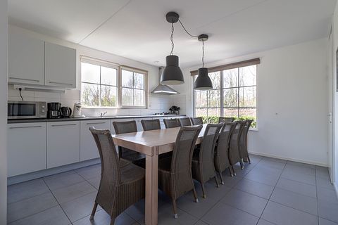 Luxury villa with whirlpool near the IJsselmeer - 4