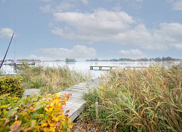 Sfeervol vakantiehuis aan meer in Friesland - 25