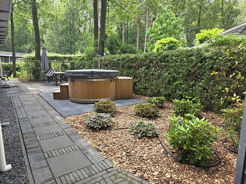 Familiehytte med privat spabad i Drenthe - 2