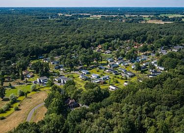 Knus huisje voor 4 personen op groen park - 9
