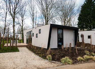Modern holiday home near the water - 14