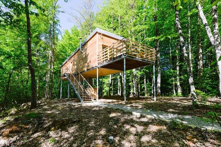 Tree House Lika With Whirlpool - 1