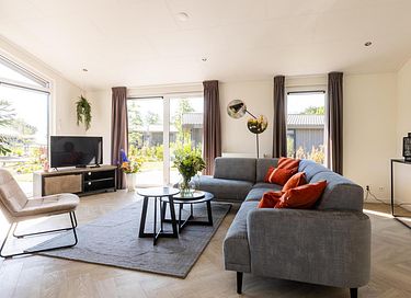 Modern tiny house op leuk vakantiepark - 6