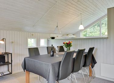 Moderne indrettet feriehus i naturen - 10
