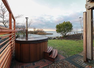 Stijlvolle strandvilla met hottub en uitzicht - 2