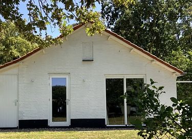 Vakantiebungalow op bosrijk park aan de kust - 26