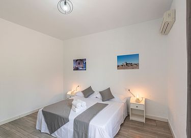 Vakantiehuis met veel ruimte en mooi zwembad - 11