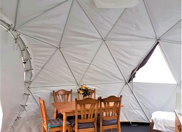 5 persoons Geodome tent lastminute aktie! - 5