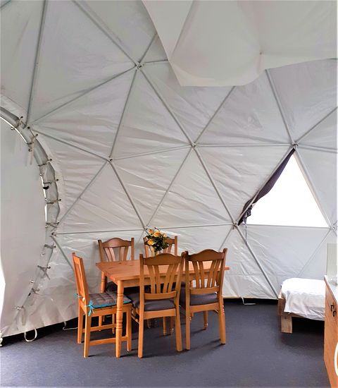 5 persoons Geodome tent lastminute aktie! - 5