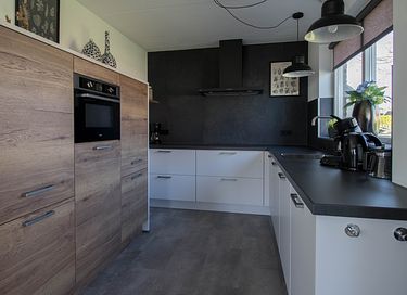 Luxury waterfront holiday home with sauna - 13