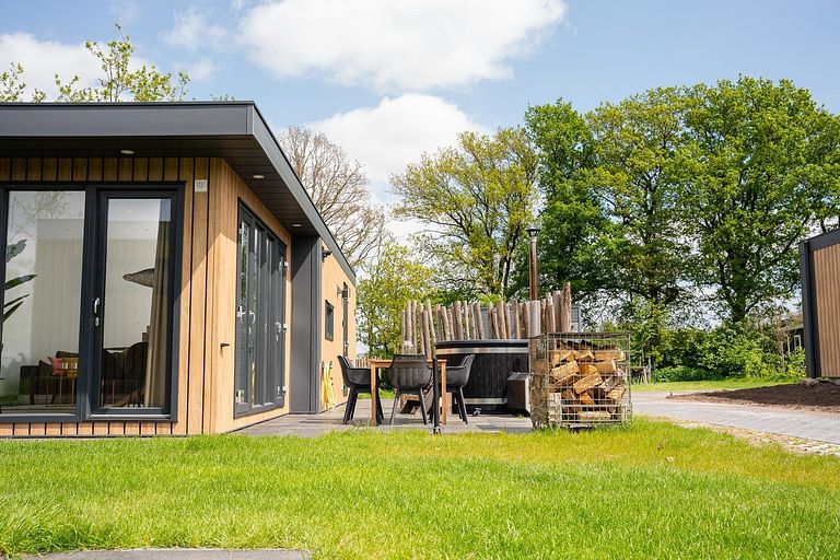 Tiny house de luxe avec bain à remous privé - 1