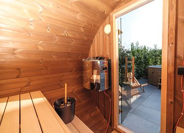 Vandvilla med spabad, sauna og trampolin - 24