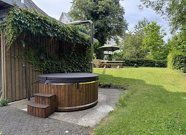 Groepshuis met hottub in Sauerland - 4