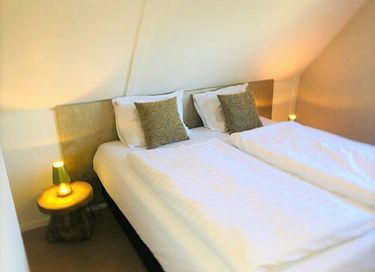 Luxe 6-persoons villa met verwarmd zwembad - 12