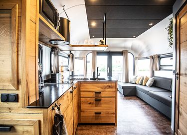 Bateau de conception unique et durable pour 5 personnes. - 10
