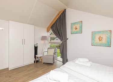 Dog-friendly family home near the sea - 17