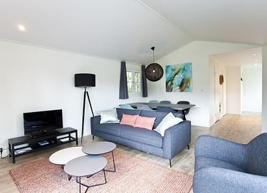 Vrijstaand vakantiehuisje dichtbij een meer - 5