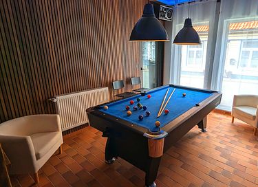Group house with an entertainment room and a sauna - 10