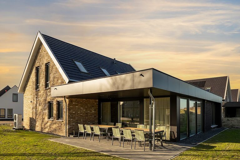 Luxe vakantiehuis met verwarmd binnenzwembad - 1