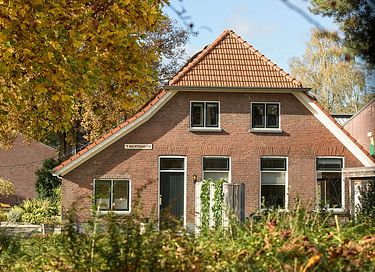Attractive farmhouse with jacuzzi for 10pers. - 2