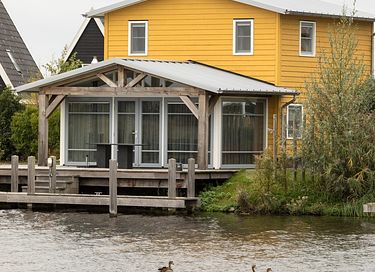 6-person vacation villa with swimming jetty - 5