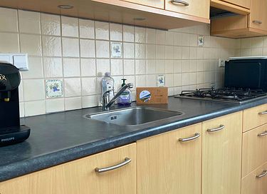 Huisdiervriendelijke bungalow op groen park - 8
