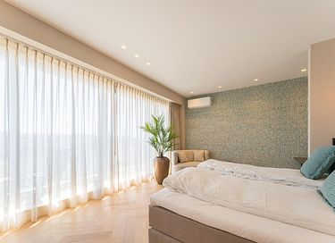Wellnessvilla aan het water met sauna - 14
