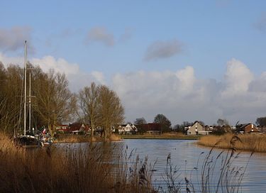 Tiny house on the water near Leeuwarden - 38
