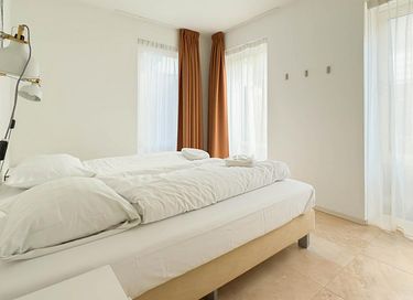 Apartment with garden and sea view - 9