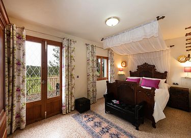 Holiday home with pool and beautiful views - 22