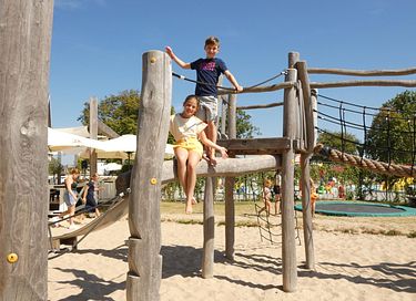 Logement de vacances spacieux (4p) sur un camping en bord de mer - 35