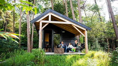 Tiny House umgeben von Wald und mit Whirlpool - 2