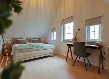 Rural waterfront holiday home - 18