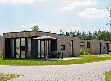 Comfortabel huisje met twee ensuite badkamers - 2
