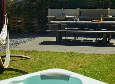 Luxury holiday home & wellness close to sea - 3