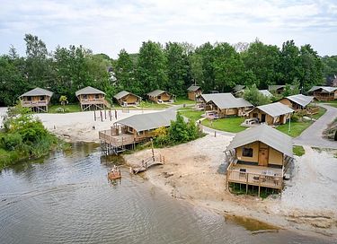 Luxe safaritent op park in Overijssel - 13