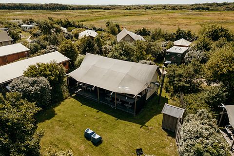 Robuste Lodge für 8 Personen mit Holzofen - 3