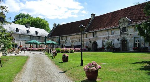 Coach house at the most beautiful castle in Limburg - 2